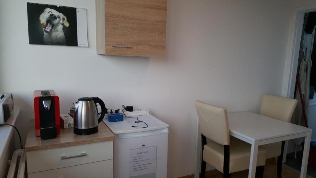 Bei Lkh Graz,1x Parkplatz,15 Stock! Appartement