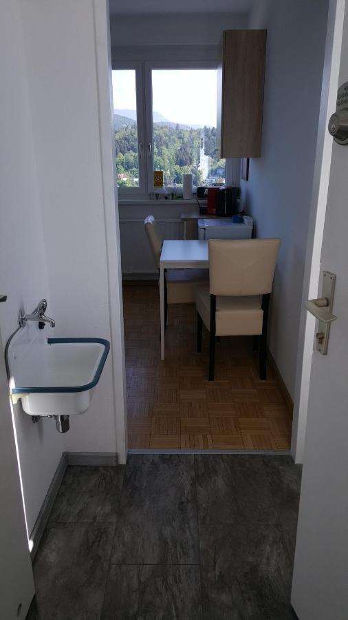 Bei Lkh Graz,1x Parkplatz,15 Stock!
